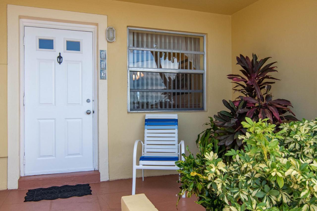 Palm Beach Waterfront Condos - Full Kitchens! Lake Worth Beach Exterior foto