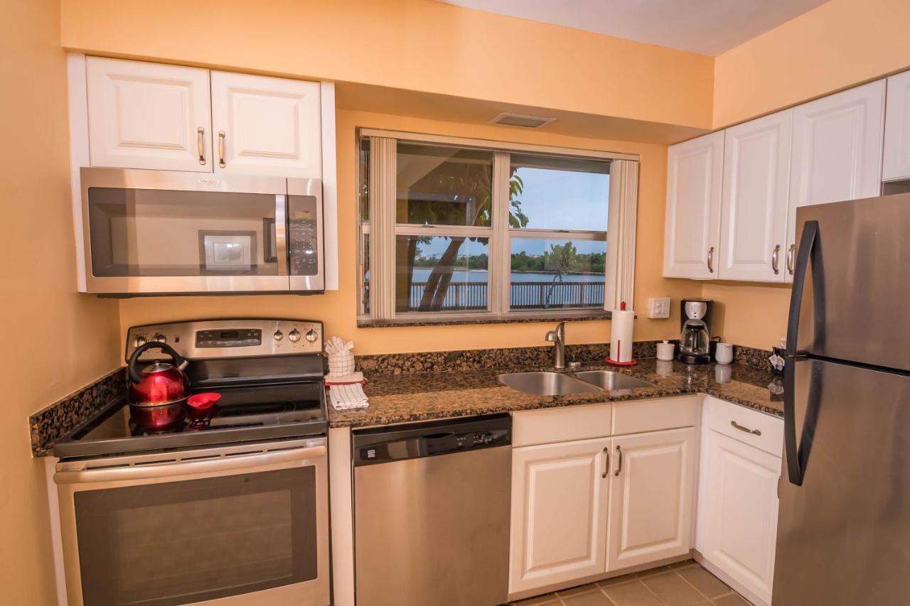 Palm Beach Waterfront Condos - Full Kitchens! Lake Worth Beach Exterior foto